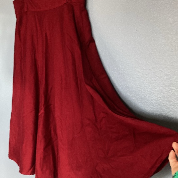 PINUP COUTURE Full Swing, circle retro skirt. Deep red. Made in the USA. Size L - Picture 2 of 9